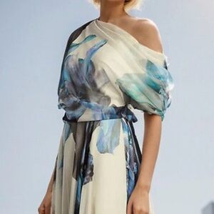 Flowing Floral Print Maxi Dress in Cream and Blue